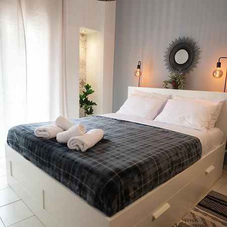 Sapphire Majesty Suite By Heaven'S Hall Luxury Suites Alexandrópolis Exterior foto